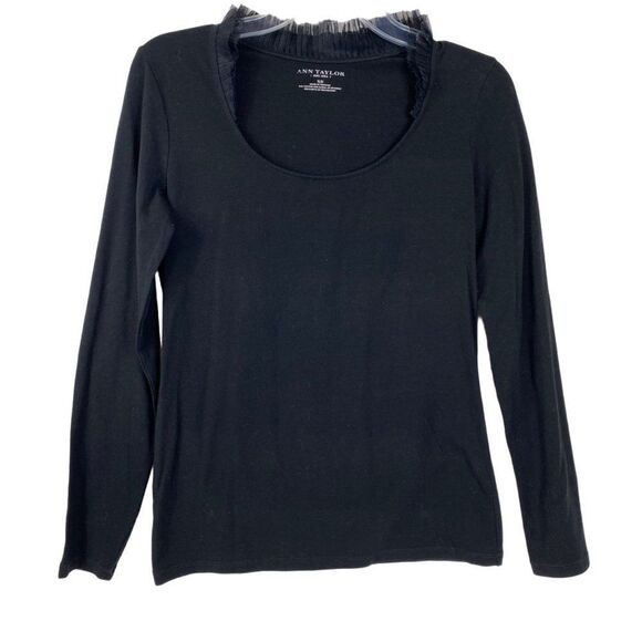 Ann Taylor Fancy Lace Black Long Sleeve- size xs - Picture 1 of 3